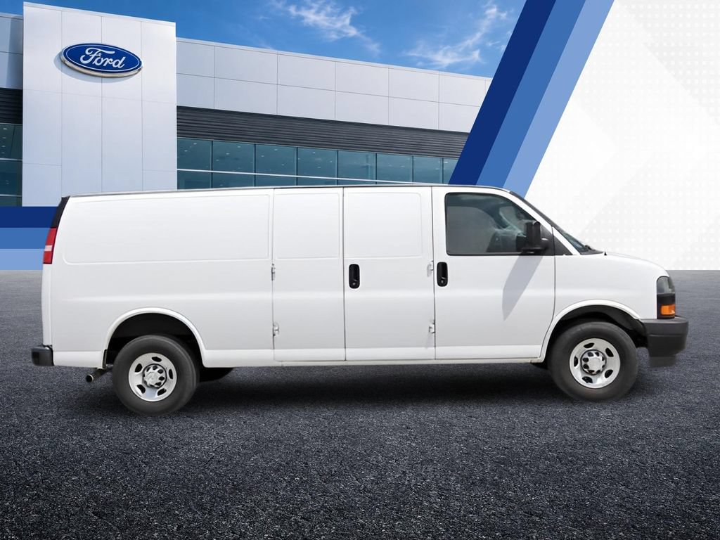 Used 2021 Chevrolet Express 2500 Extended w/ Driver Convenience Package RWD image 5