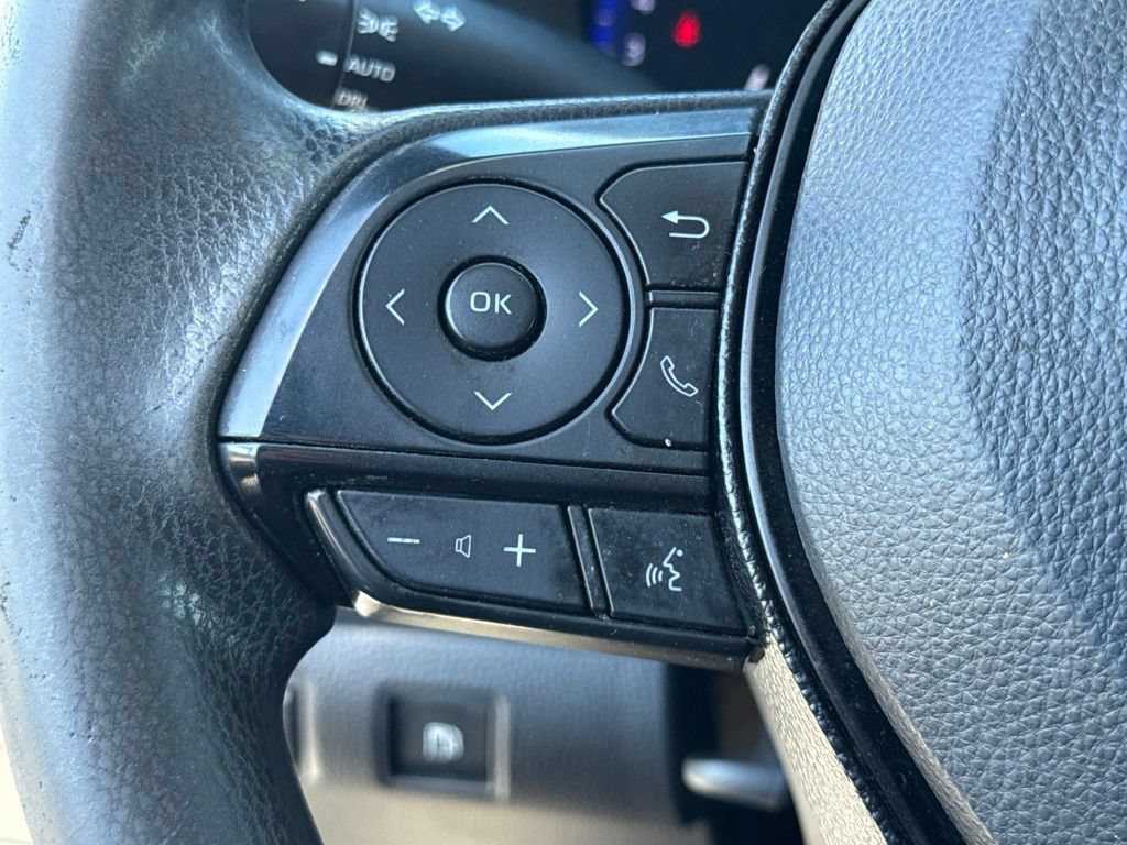 Certified 2021 Toyota Corolla LE FWD image 23
