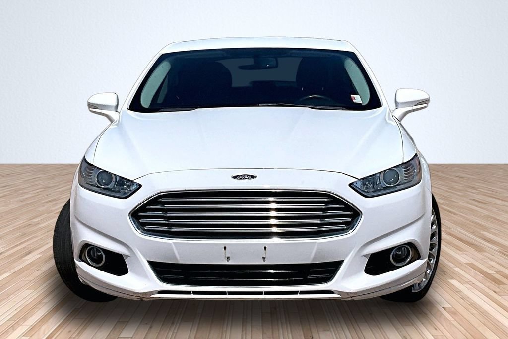 Used 2016 Ford Fusion Titanium FWD image 3