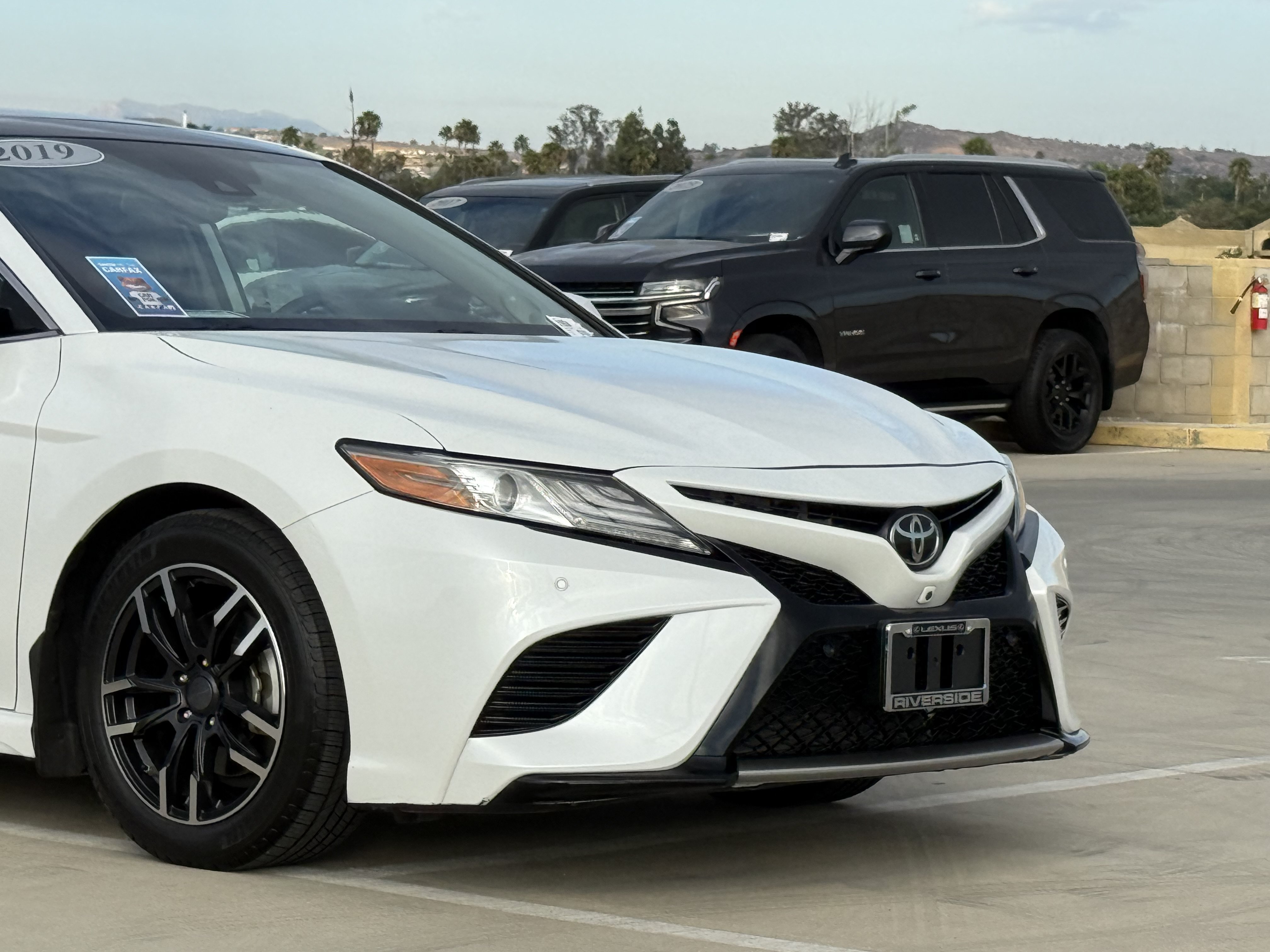 Used 2019 Toyota Camry XSE w/ Driver Assist Package FWD image 3