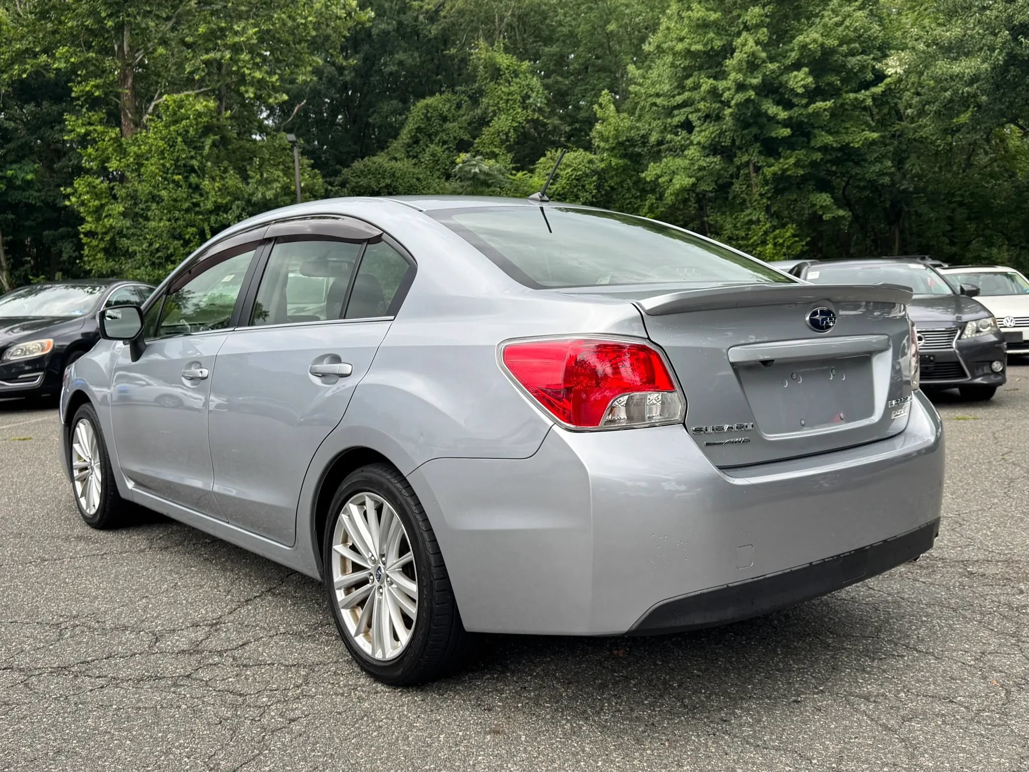 Used 2016 Subaru Impreza 2.0i Premium AWD/4WD image 3