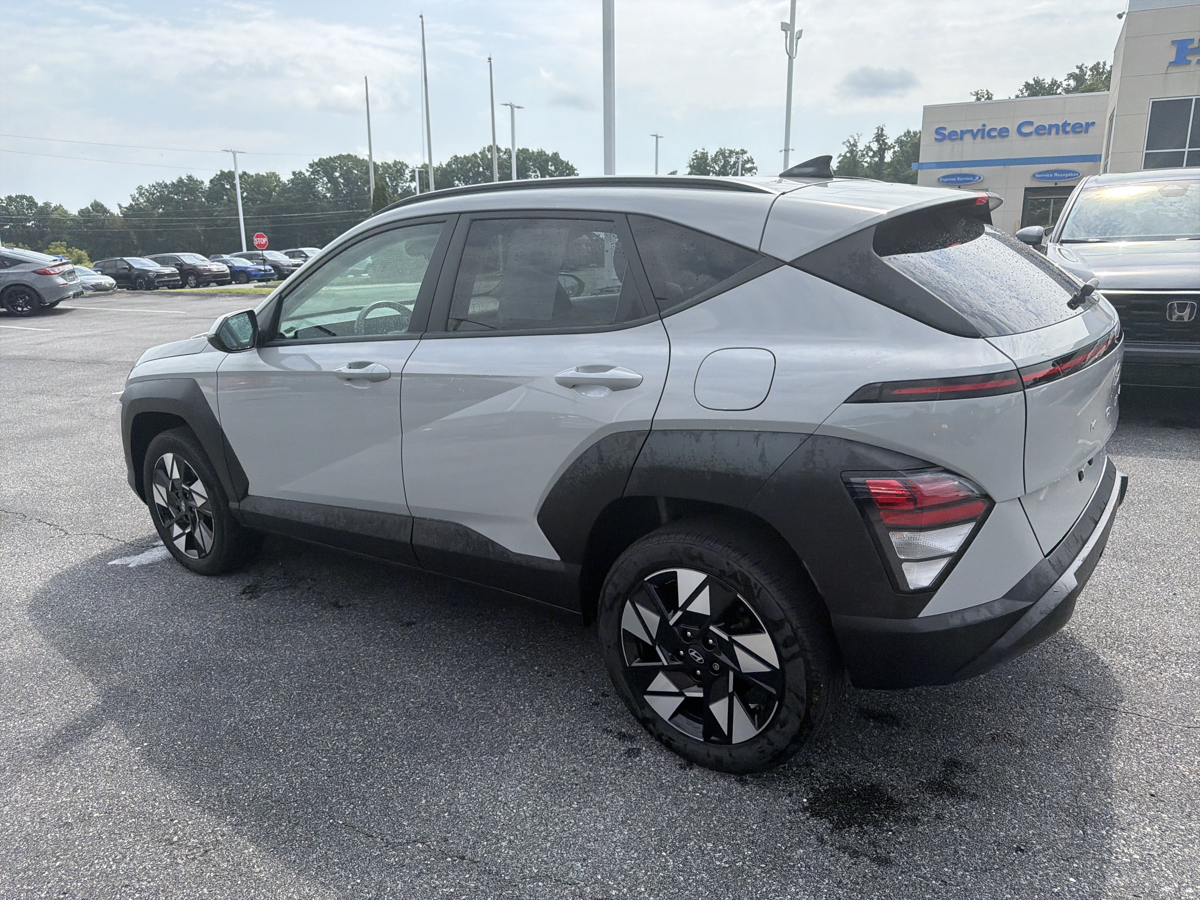 Certified 2024 Hyundai Kona SEL w/ Convenience Package AWD/4WD image 7