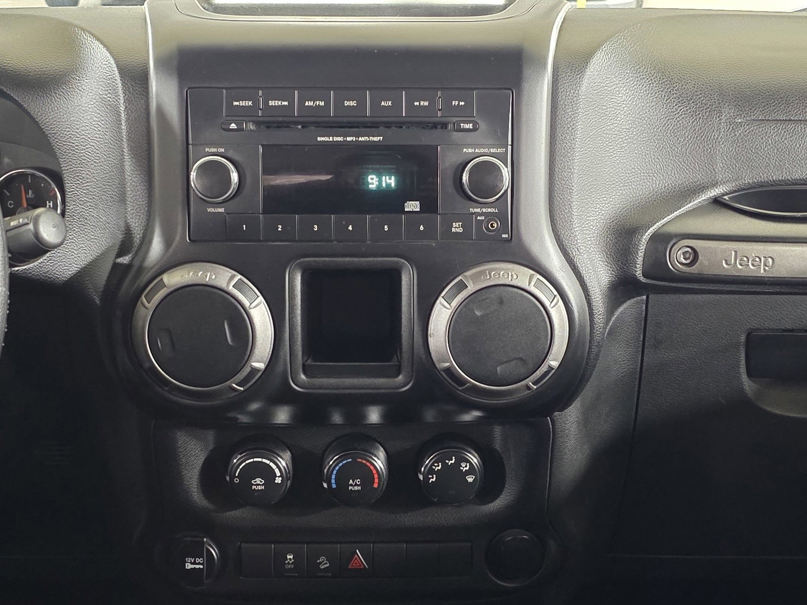 Used 2014 Jeep Wrangler Sport image 26
