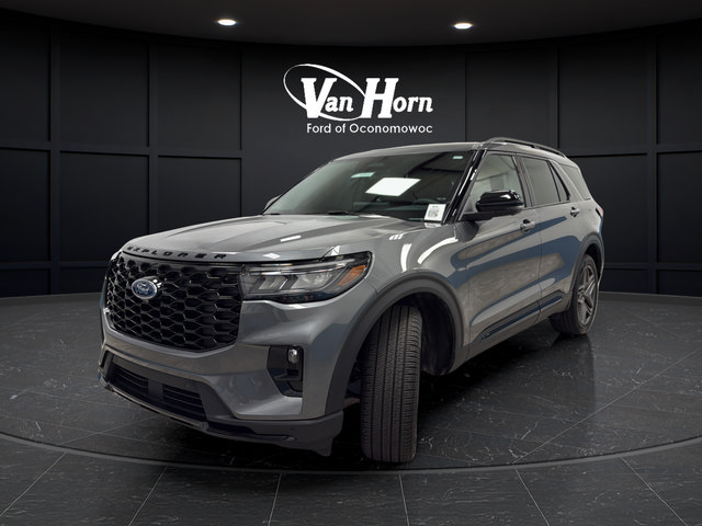 Used 2026 Ford Explorer ST-Line w/ ST-Line Street Pack AWD/4WD image 3