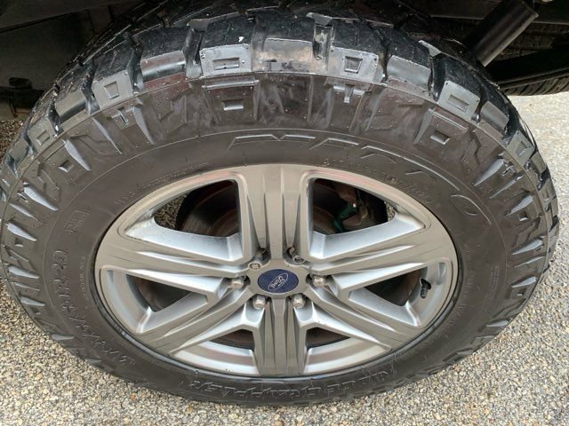 Used 2018 Ford F150 XLT w/ Equipment Group 302A Luxury image 9