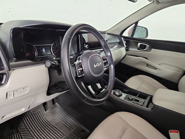 Certified 2023 Kia Sorento EX image 16
