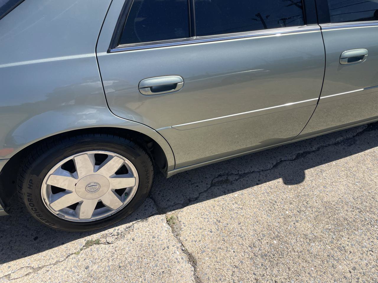 Used 2005 Cadillac De Ville DTS w/ Equipment Group FWD image 32