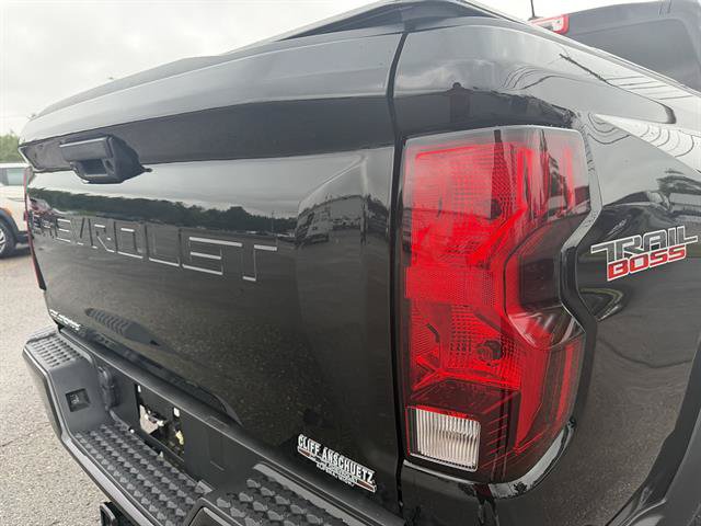 Used 2024 Chevrolet Colorado Trail Boss w/ Advanced Trailering Package AWD/4WD image 23