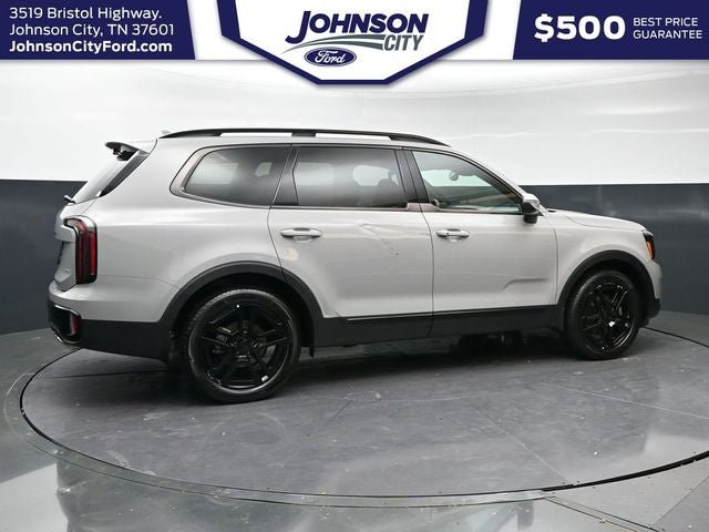 Used 2025 Kia Telluride EX X-Line AWD/4WD image 3