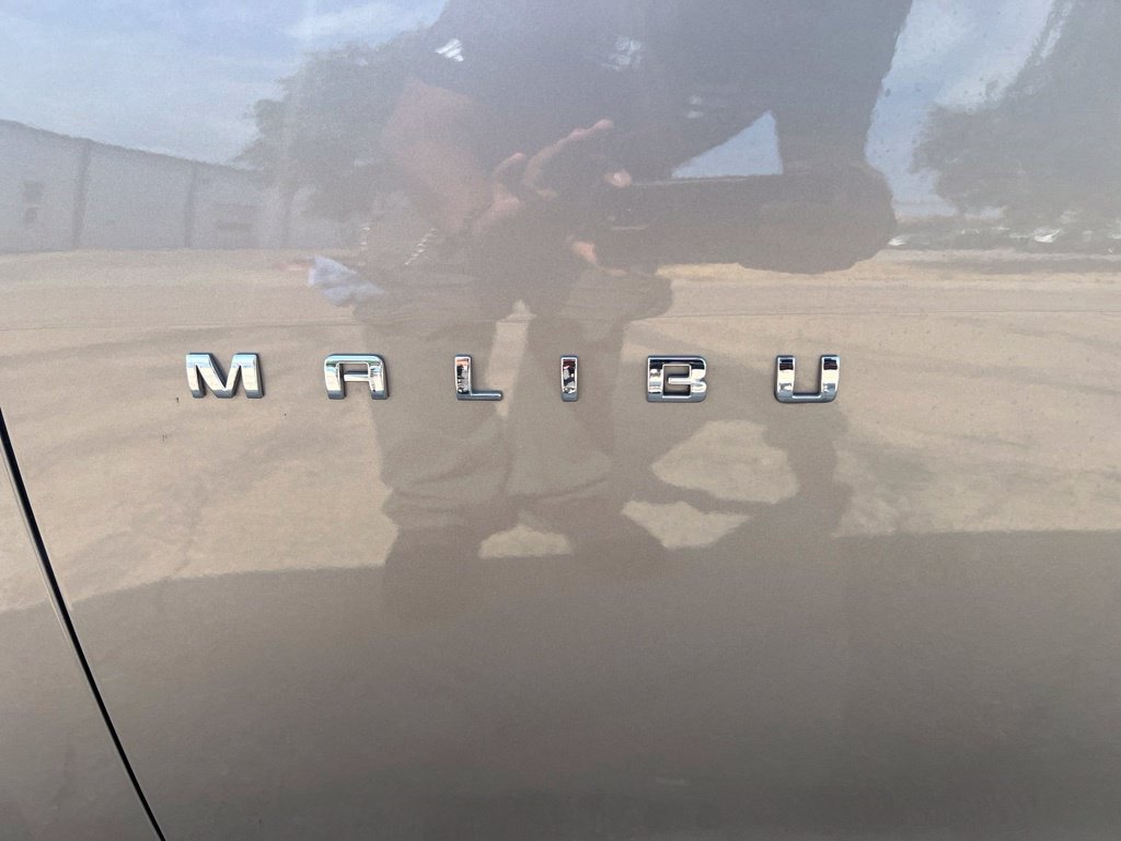 Used 2024 Chevrolet Malibu LT FWD image 22