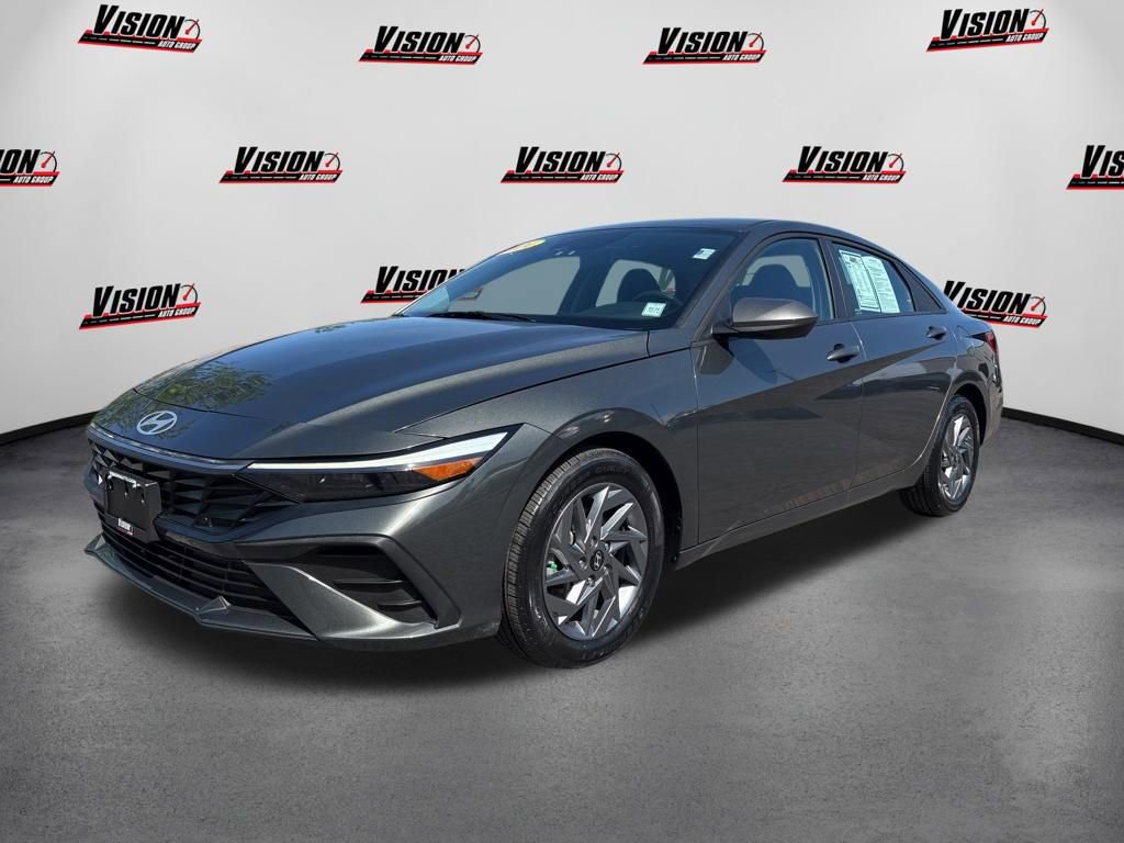 Used 2024 Hyundai Elantra SEL