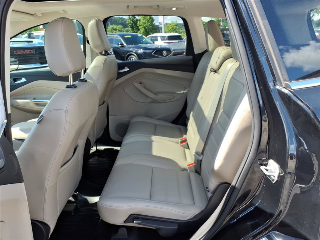 Used 2018 Ford Escape Titanium w/ Ford Safe & Smart Package AWD/4WD image 13
