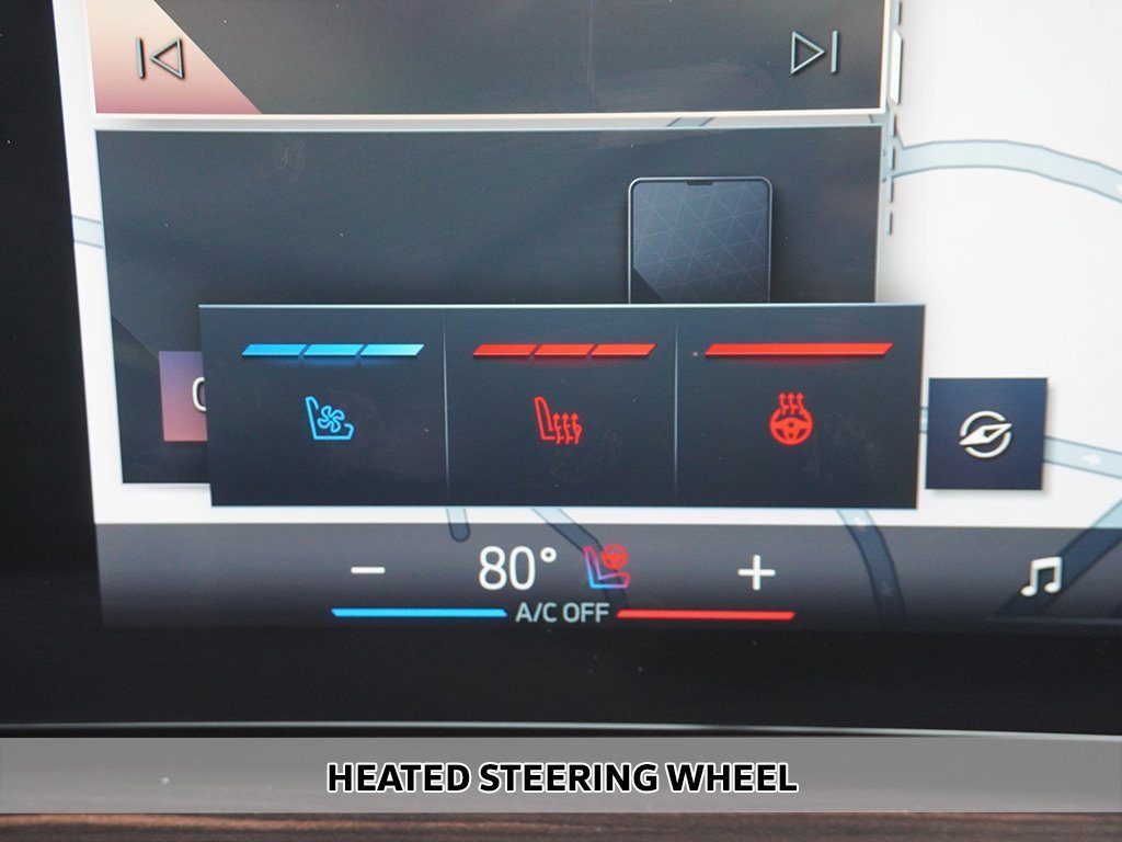 Used 2024 BMW X7 xDrive40i w/ Premium Package image 11