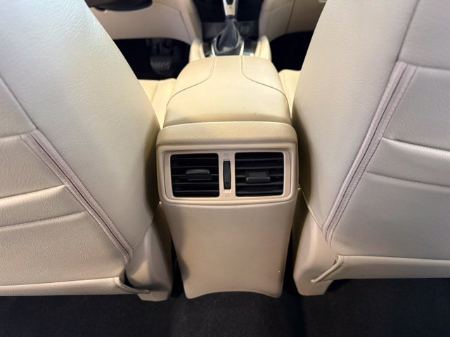 Used 2018 Nissan Rogue SV w/ Sun & Sound Touring Package AWD/4WD image 53