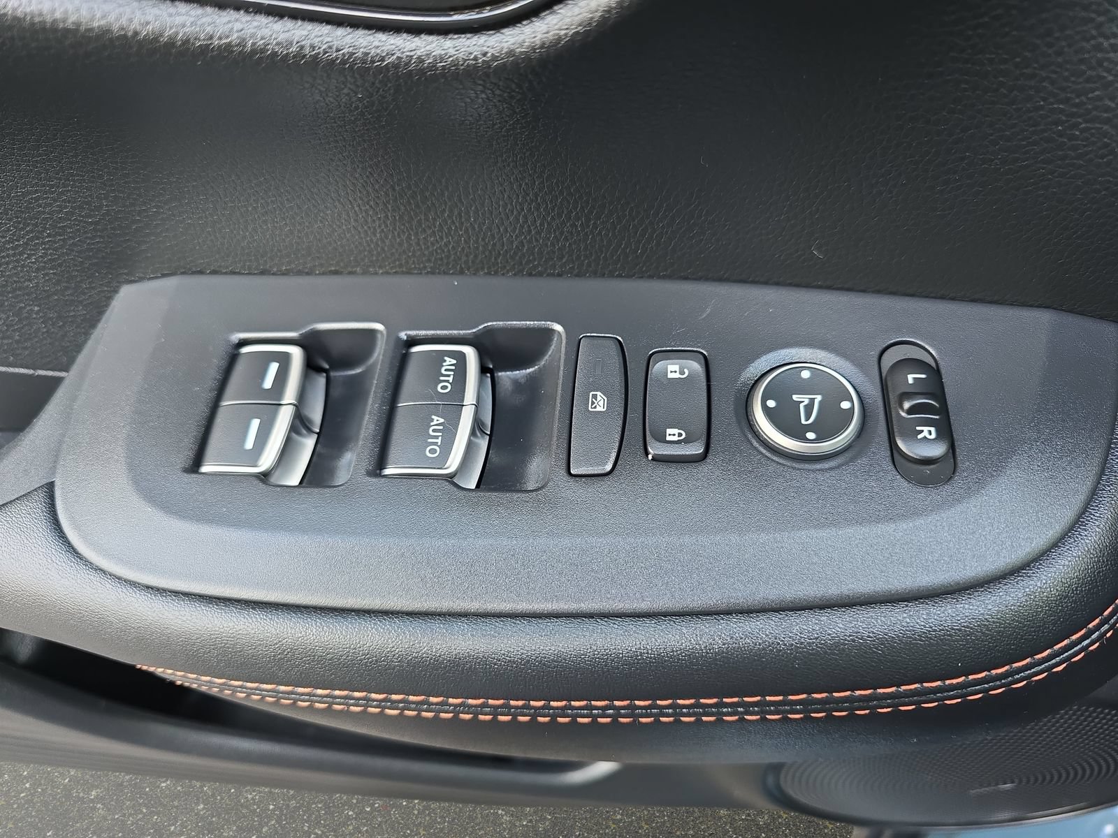 Used 2024 Honda HR-V Sport image 29