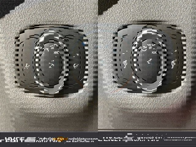 Used 2021 Ford Transit Connect XL image 24