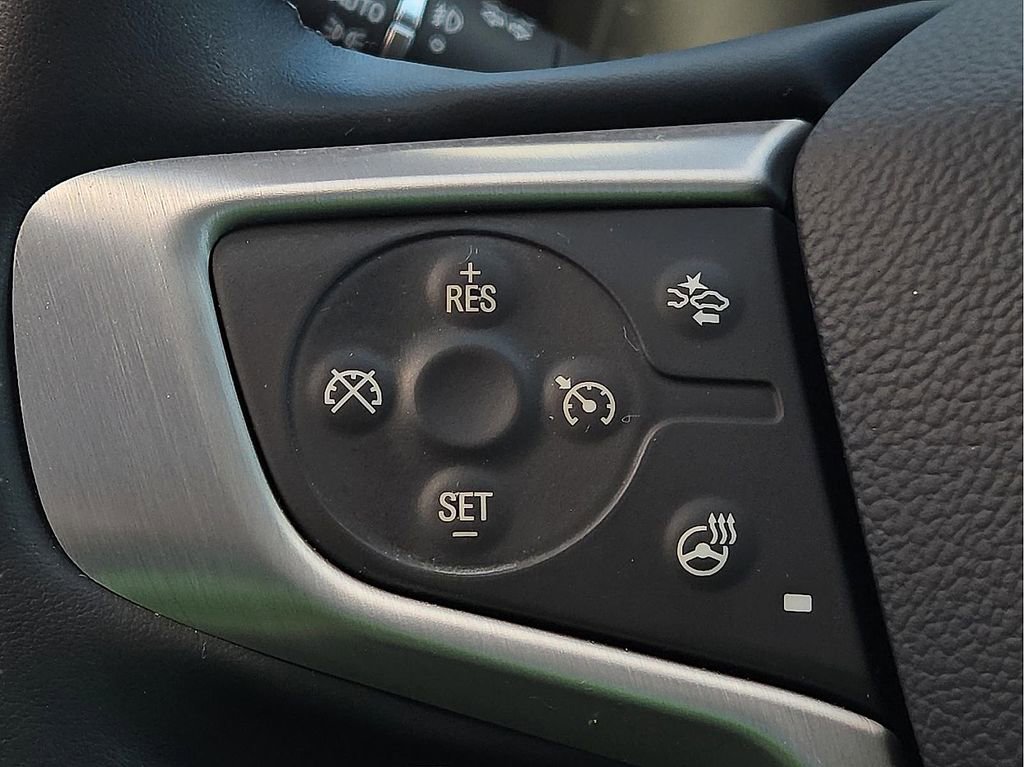 Used 2024 GMC Terrain SLT w/ Infotainment Package II AWD/4WD image 17