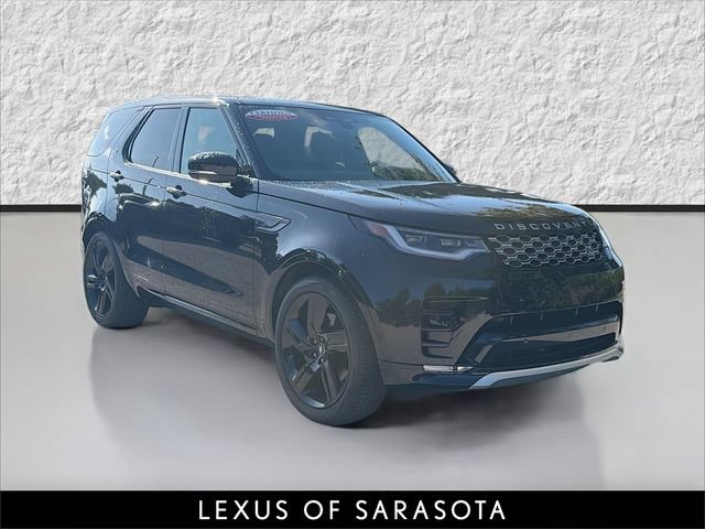 Used 2025 Land Rover Discovery Metropolitan Edition AWD/4WD image 1
