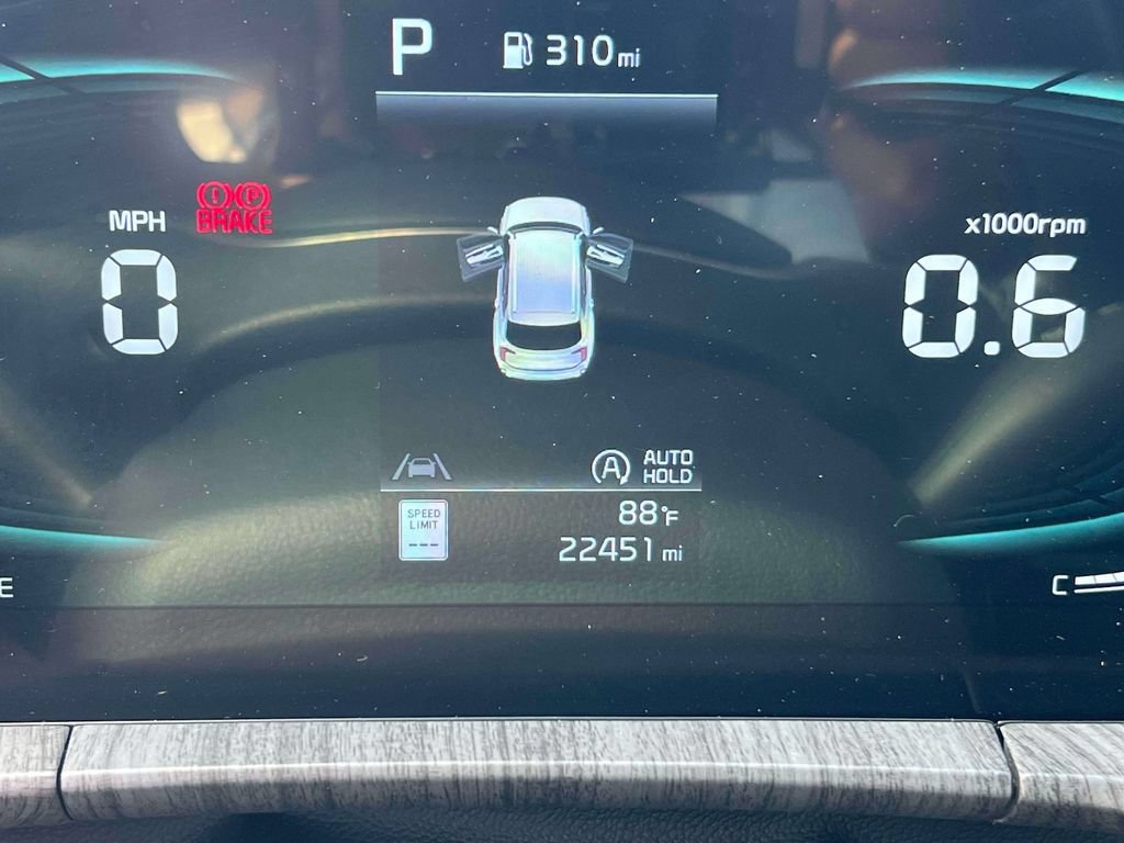 Certified 2024 Kia Telluride EX w/ EX Captain's Chair Package AWD/4WD image 27