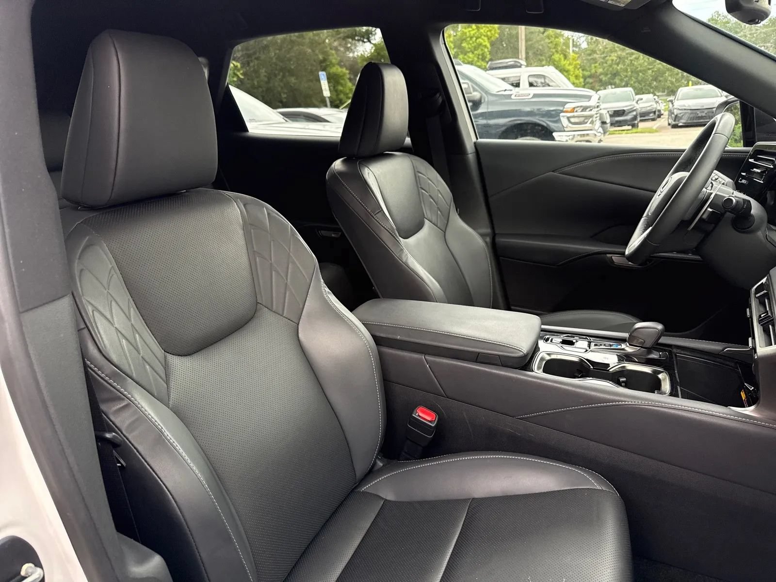 Used 2025 Lexus RX 350 FWD w/ Accessory Package (K3) image 15