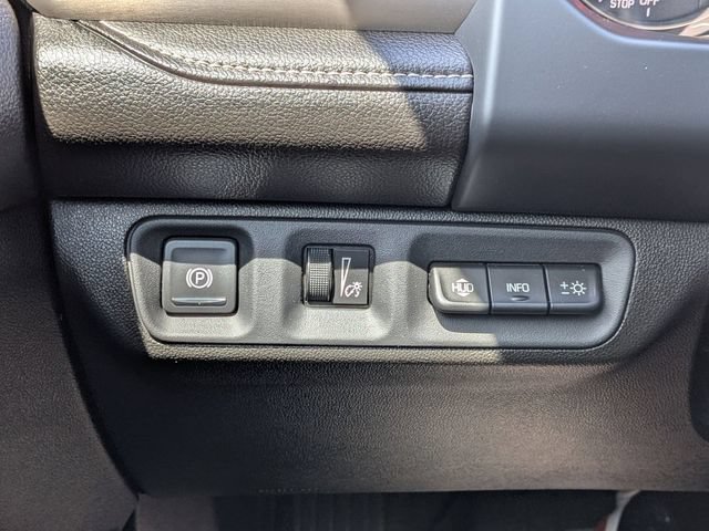 Used 2023 GMC Acadia Denali w/ Denali Ultimate Package FWD image 19