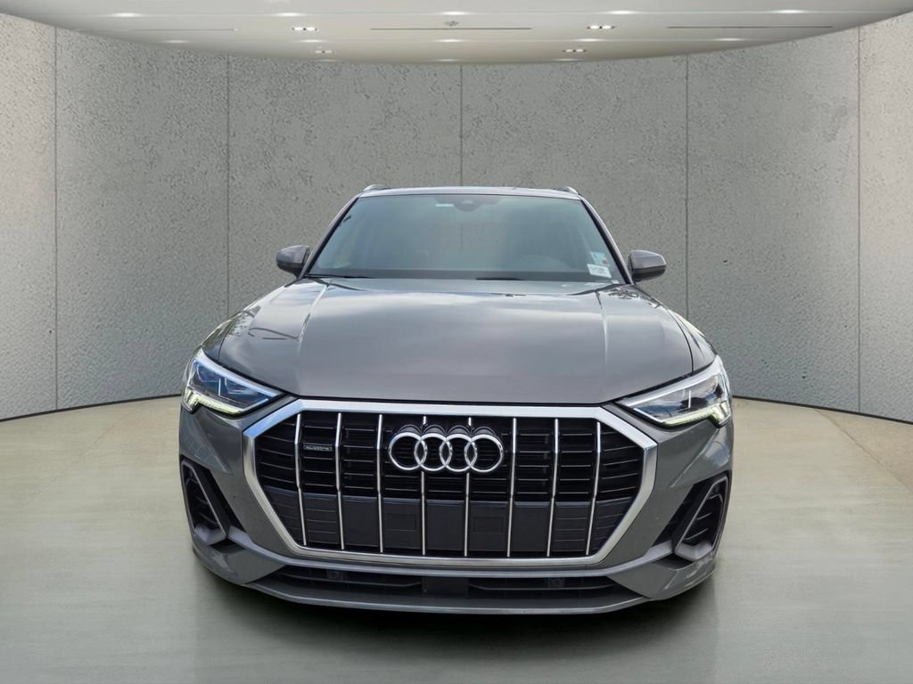Used 2023 Audi Q3 2.0T Premium AWD/4WD image 8