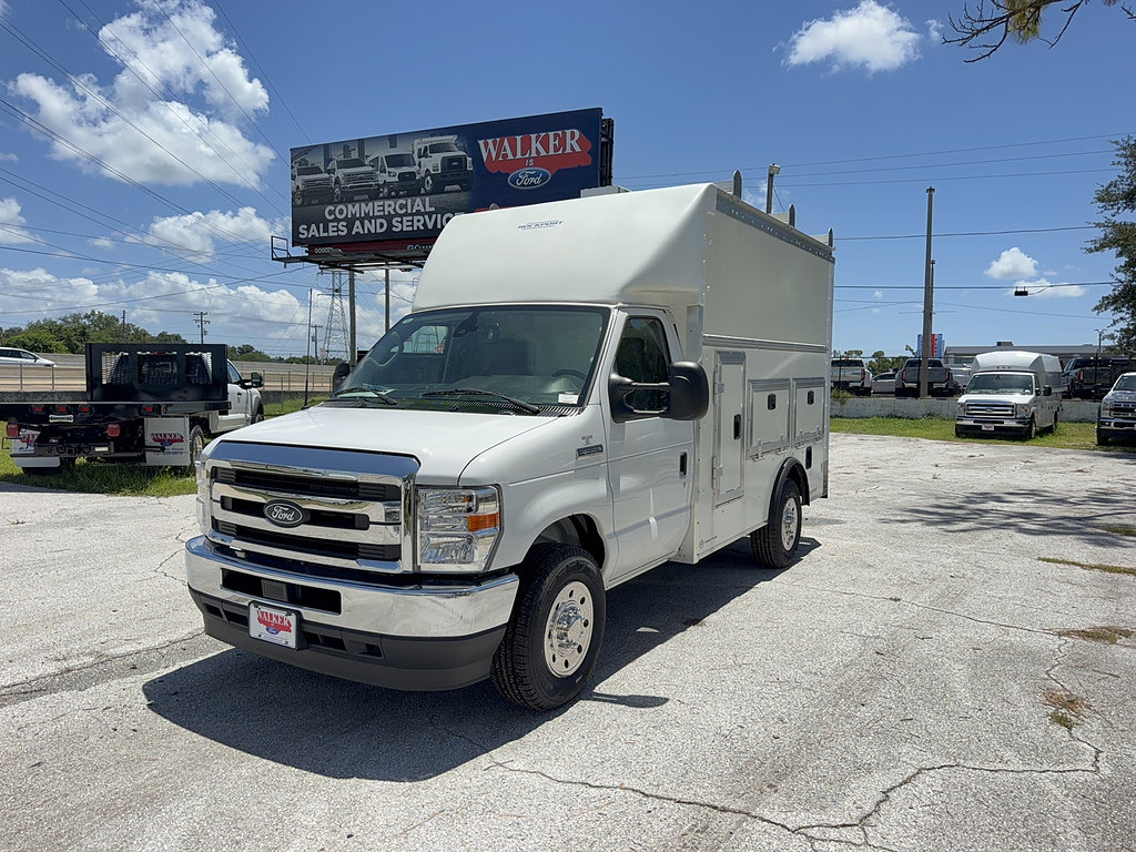 New 2026 Ford E-350 and Econoline 350 Super Duty w/ Power Equipment Group RWD image 2