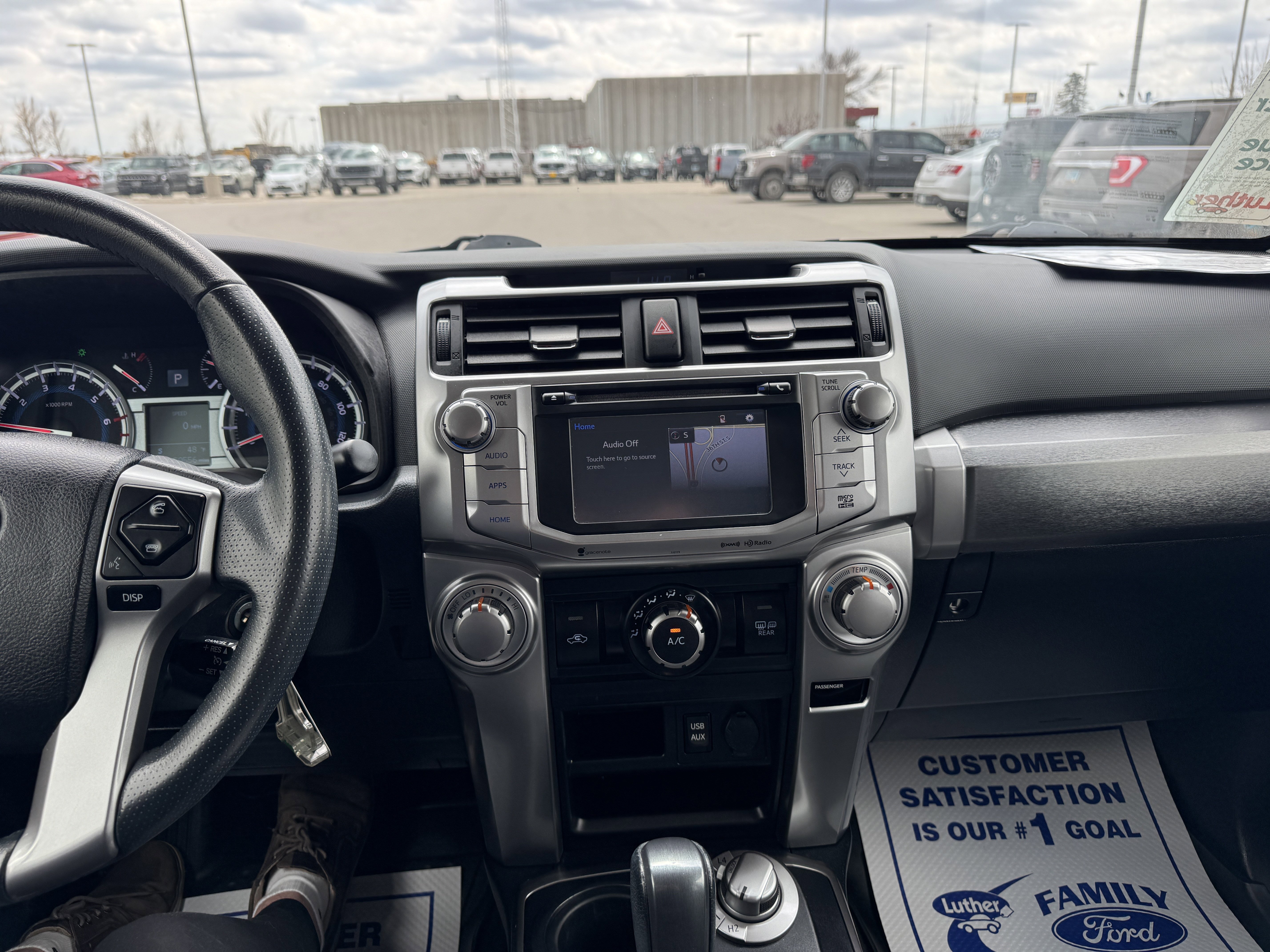 Used 2018 Toyota 4Runner SR5 Premium AWD/4WD image 15