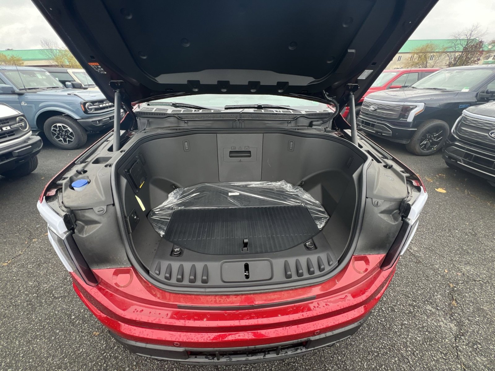 New 2025 Ford F150 Lightning Flash image 27