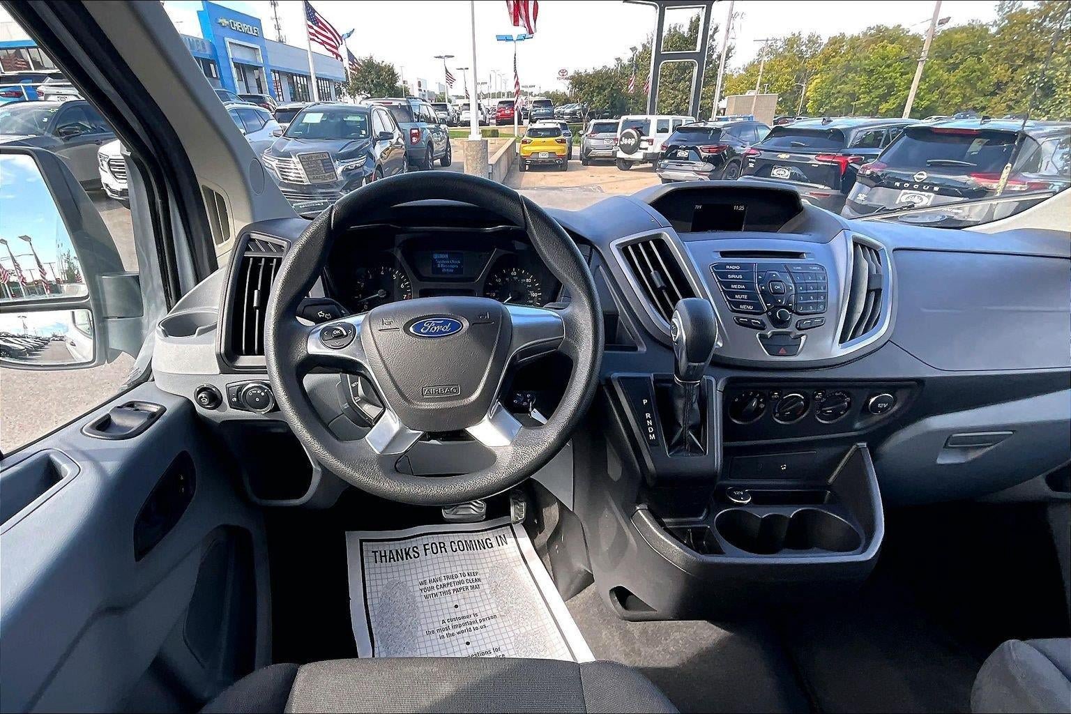 Used 2016 Ford Transit 350 XLT RWD image 5