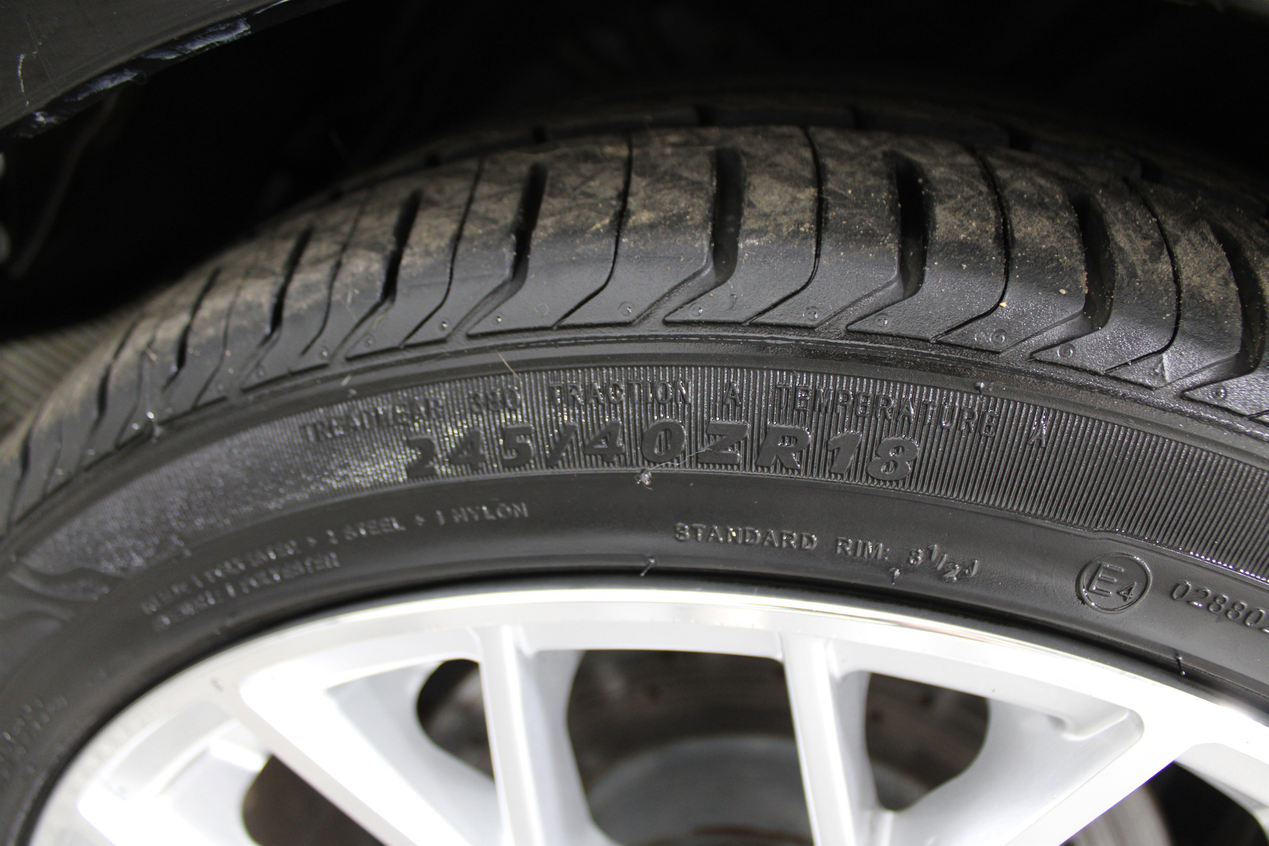 Used 2015 Mercedes-Benz E 350 4MATIC Sedan image 36