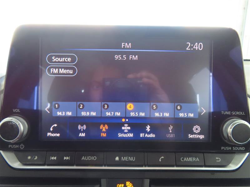 Used 2023 Nissan Altima 2.5 SV FWD image 24