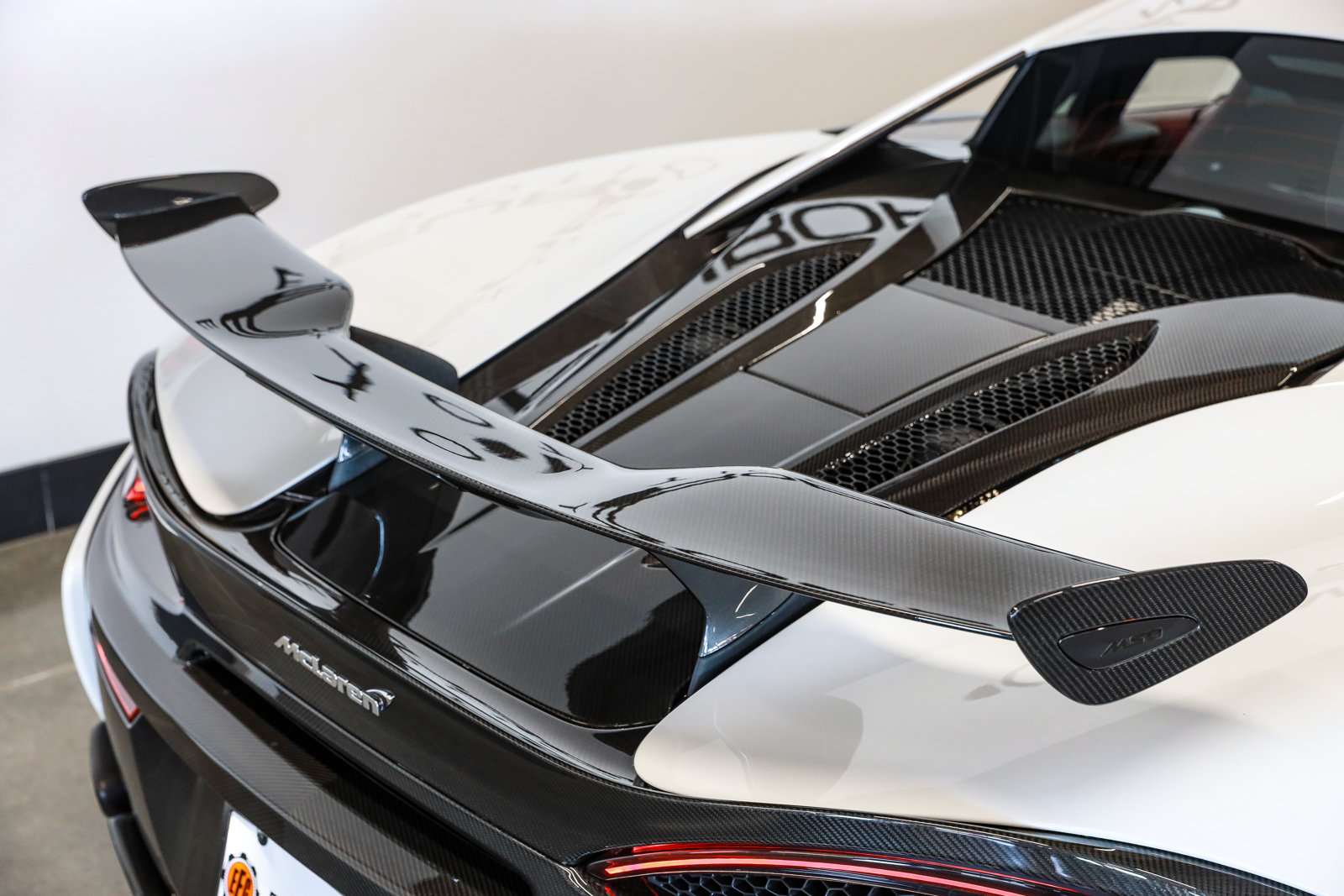 Used 2016 McLaren 570S Coupe RWD image 34