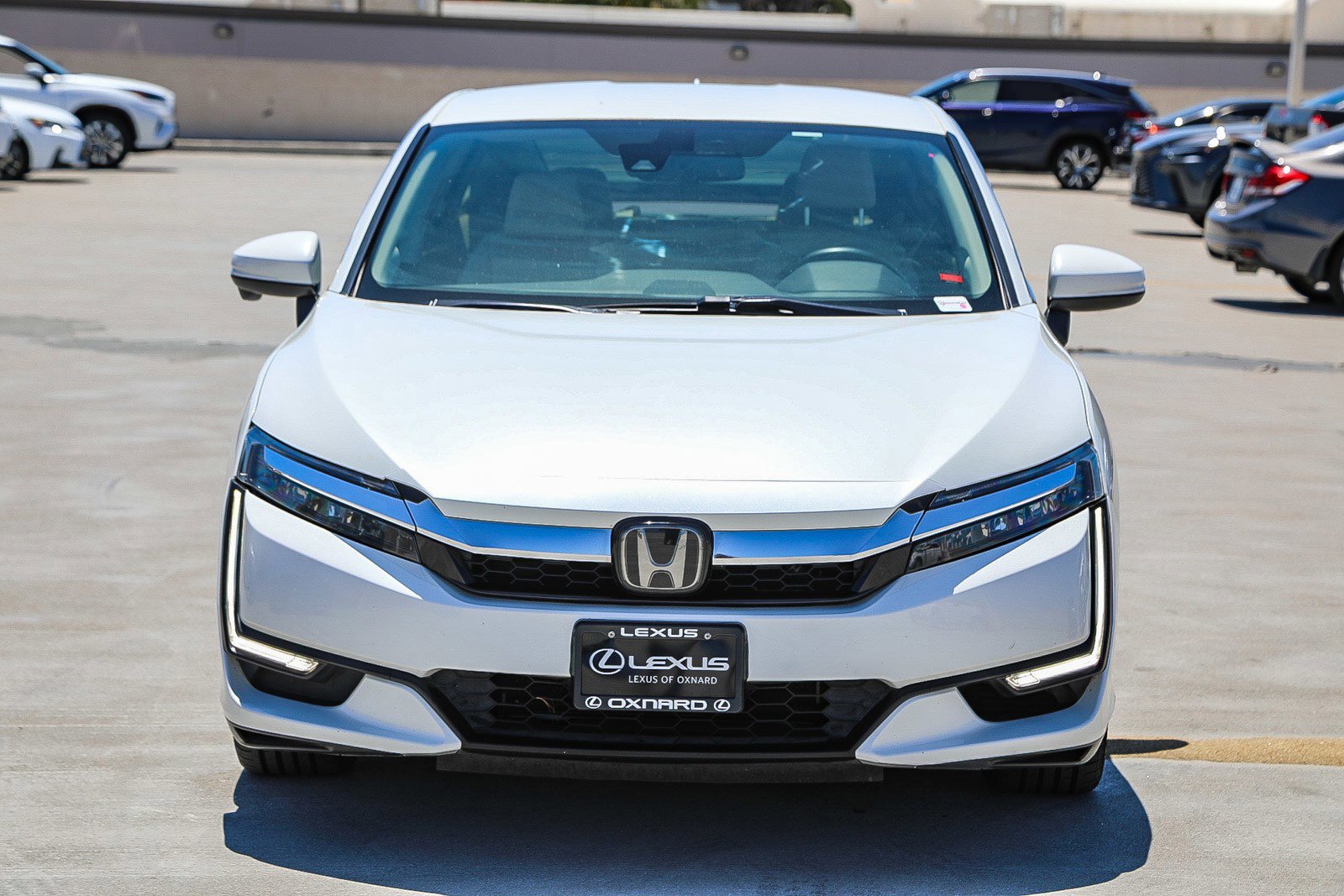 Used 2018 Honda Clarity Touring image 2