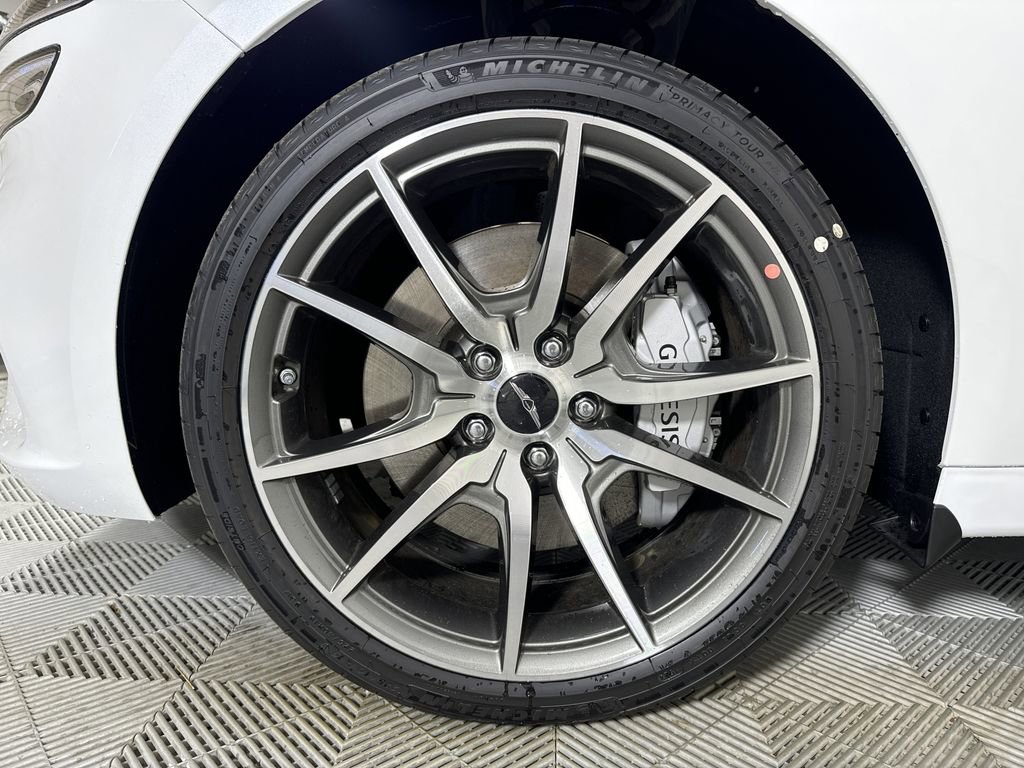 New 2025 Genesis G70 2.5T image 8