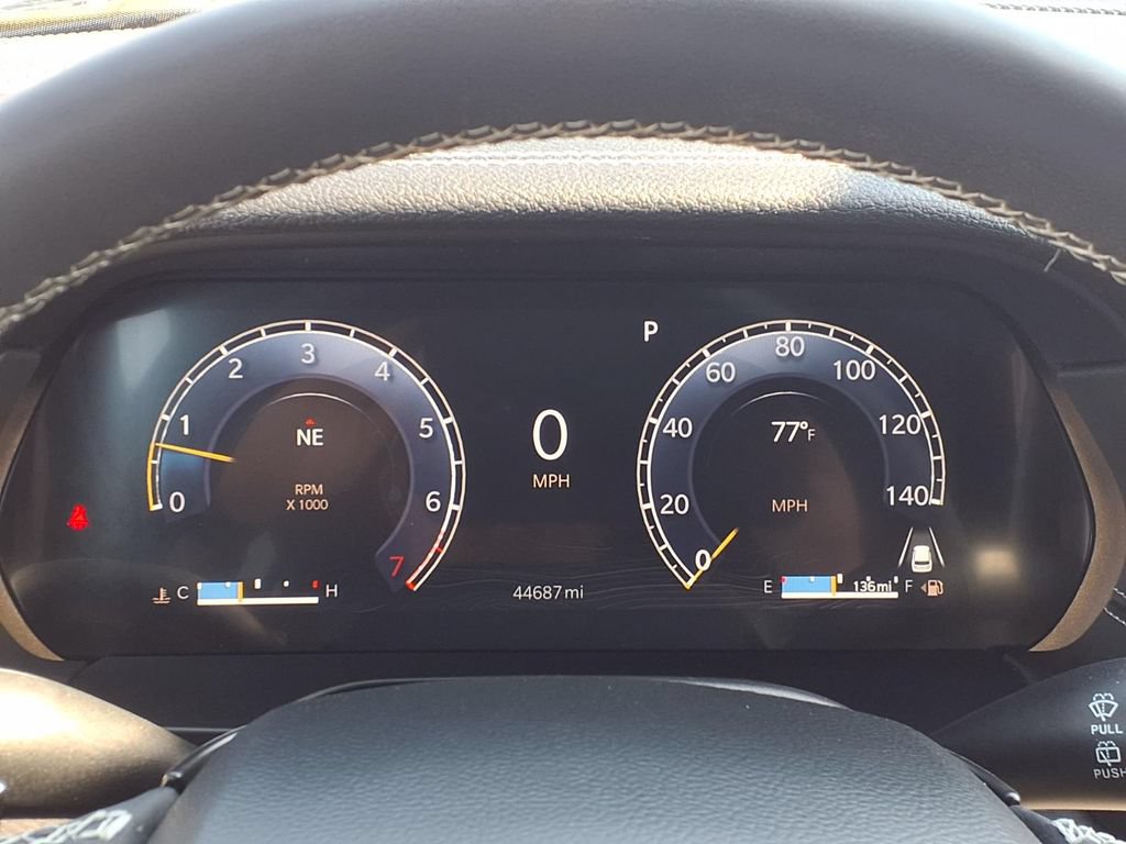 Used 2024 Jeep Grand Cherokee Limited RWD image 28