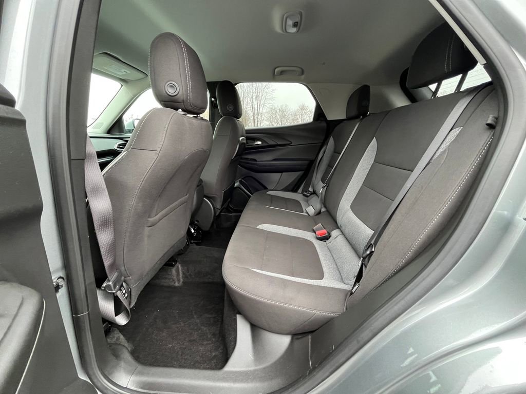Used 2023 Chevrolet TrailBlazer LT w/ Convenience Package image 17