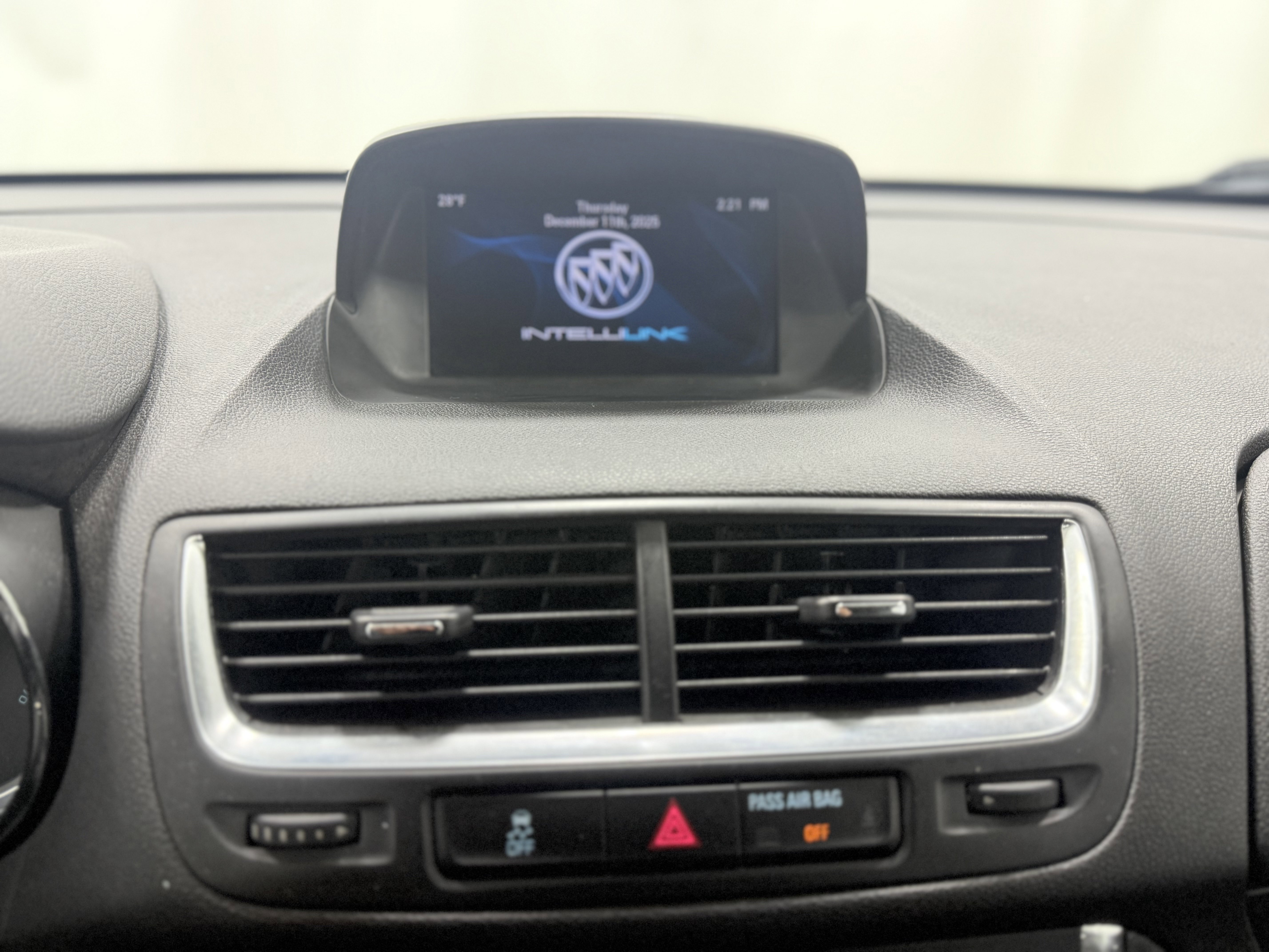 Used 2014 Buick Encore Premium image 19