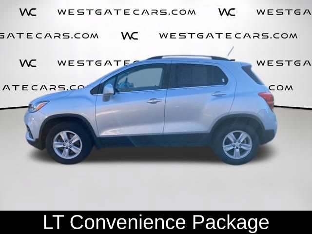 Used 2020 Chevrolet Trax LT w/ LT Convenience Package AWD/4WD image 4