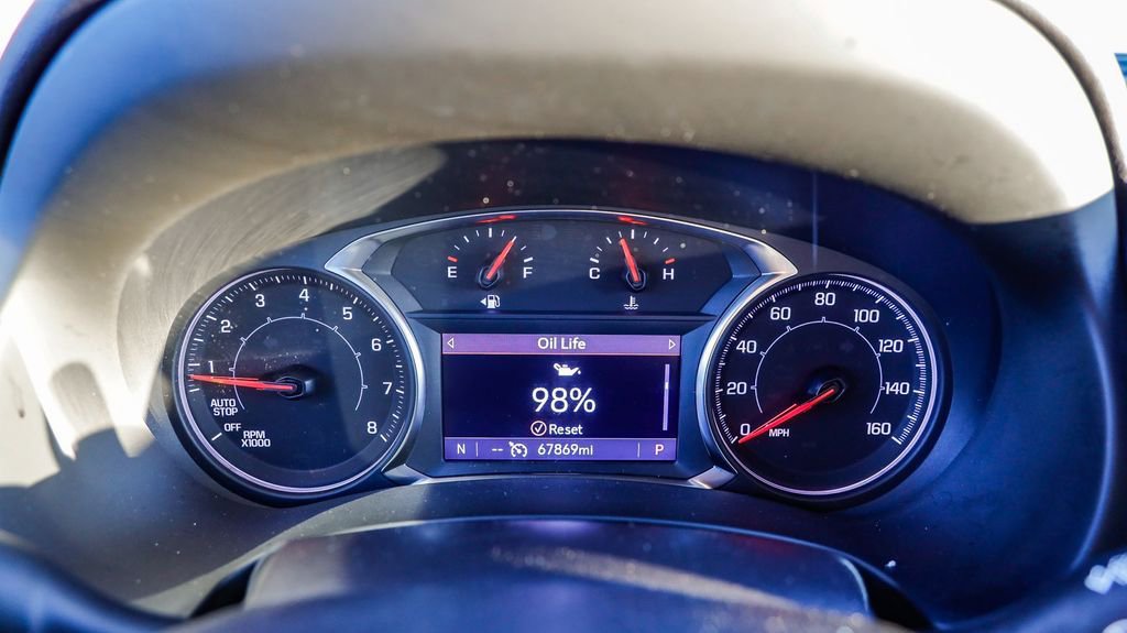 Used 2023 GMC Terrain AT4 image 27