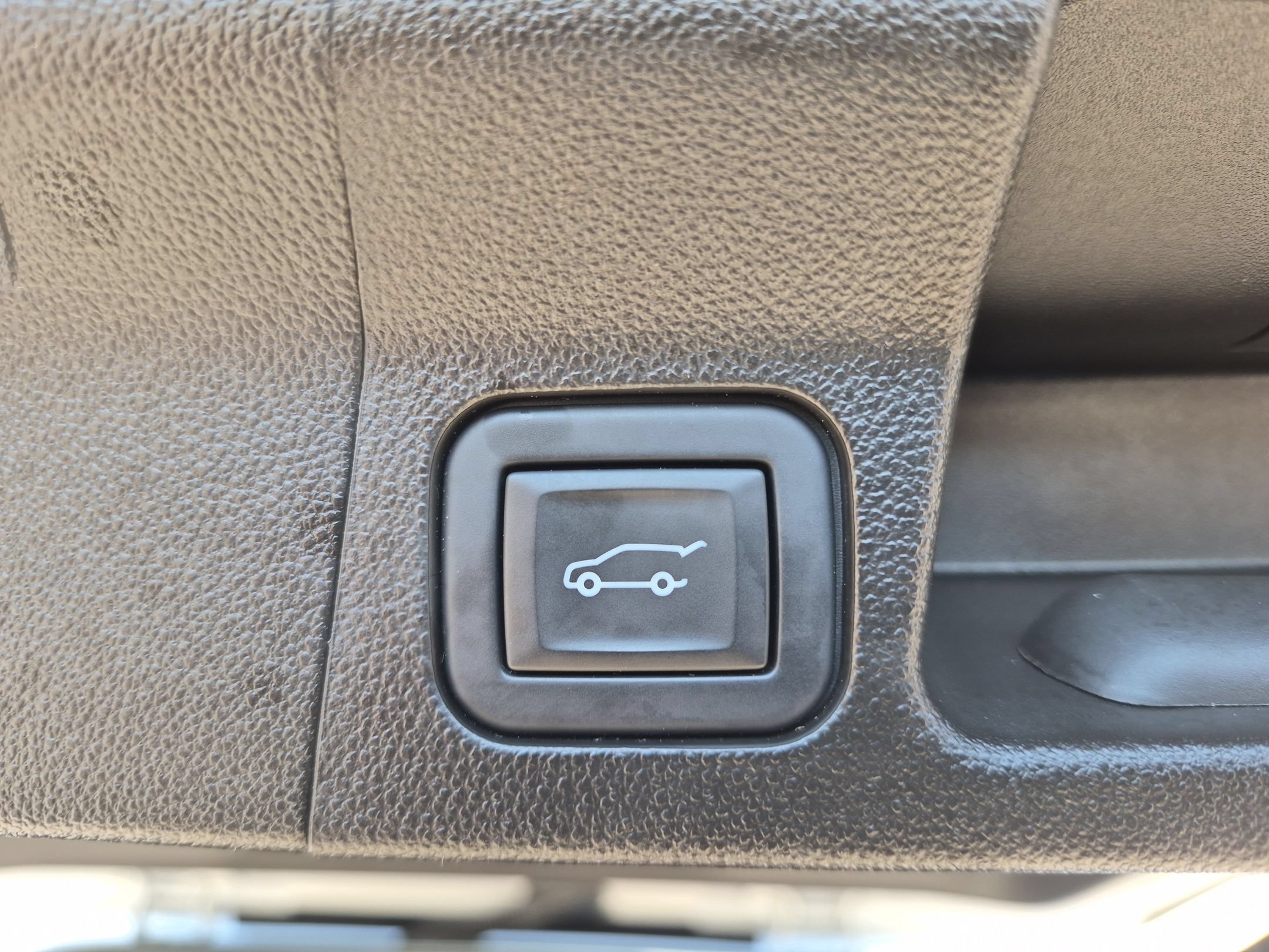 Used 2023 GMC Acadia SLT w/ Preferred Package AWD/4WD image 30