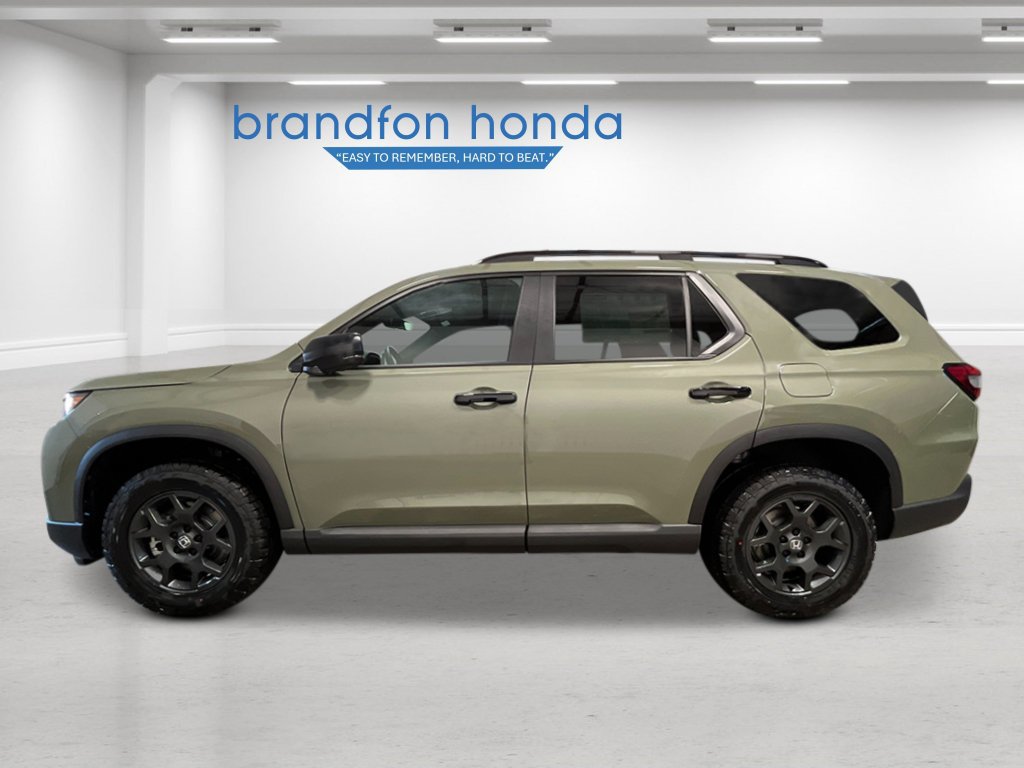 New 2026 Honda Pilot TrailSport image 2