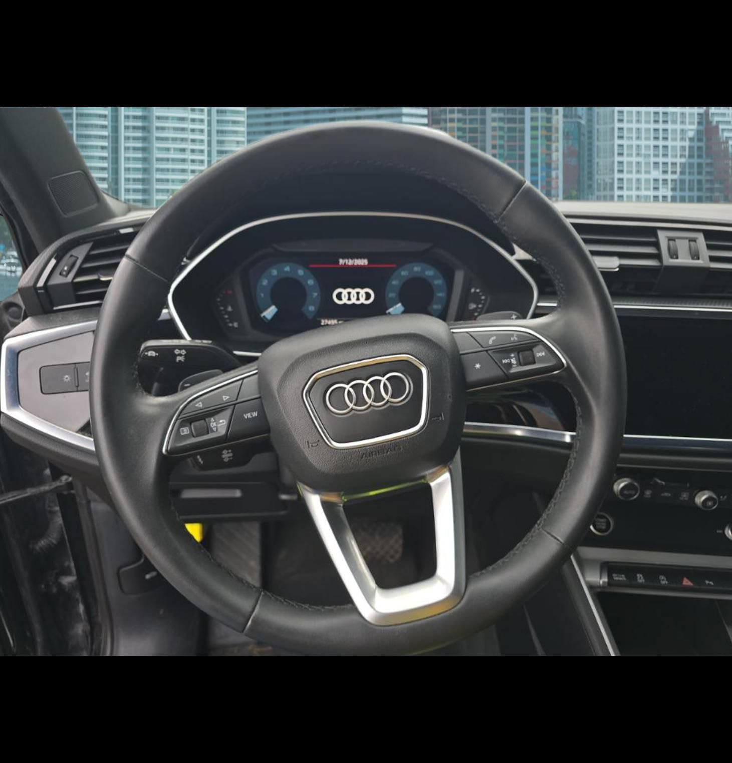 Used 2023 Audi Q3 2.0T Premium AWD/4WD image 21