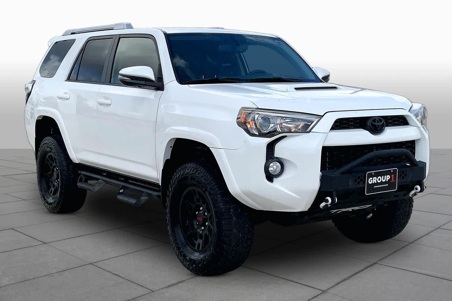 Used 2018 Toyota 4Runner SR5 Premium AWD/4WD image 3