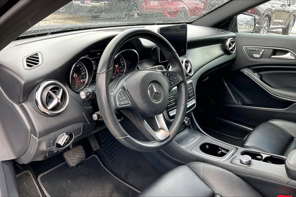 Used 2019 Mercedes-Benz GLA 250 4MATIC image 14