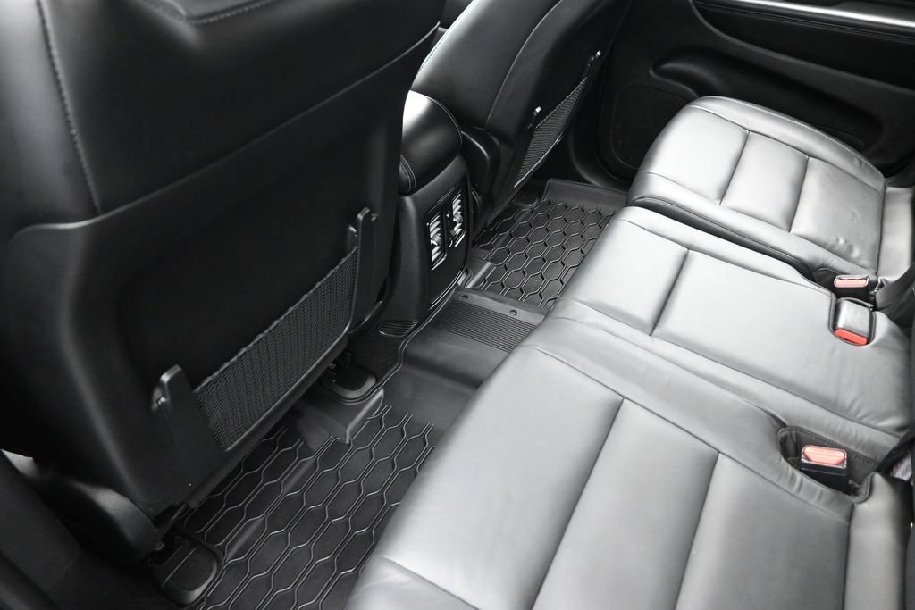 Used 2021 Dodge Durango GT w/ Blacktop Package AWD/4WD image 17