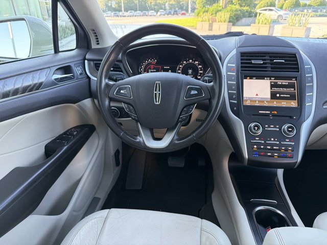 Used 2018 Lincoln MKC Reserve FWD image 25