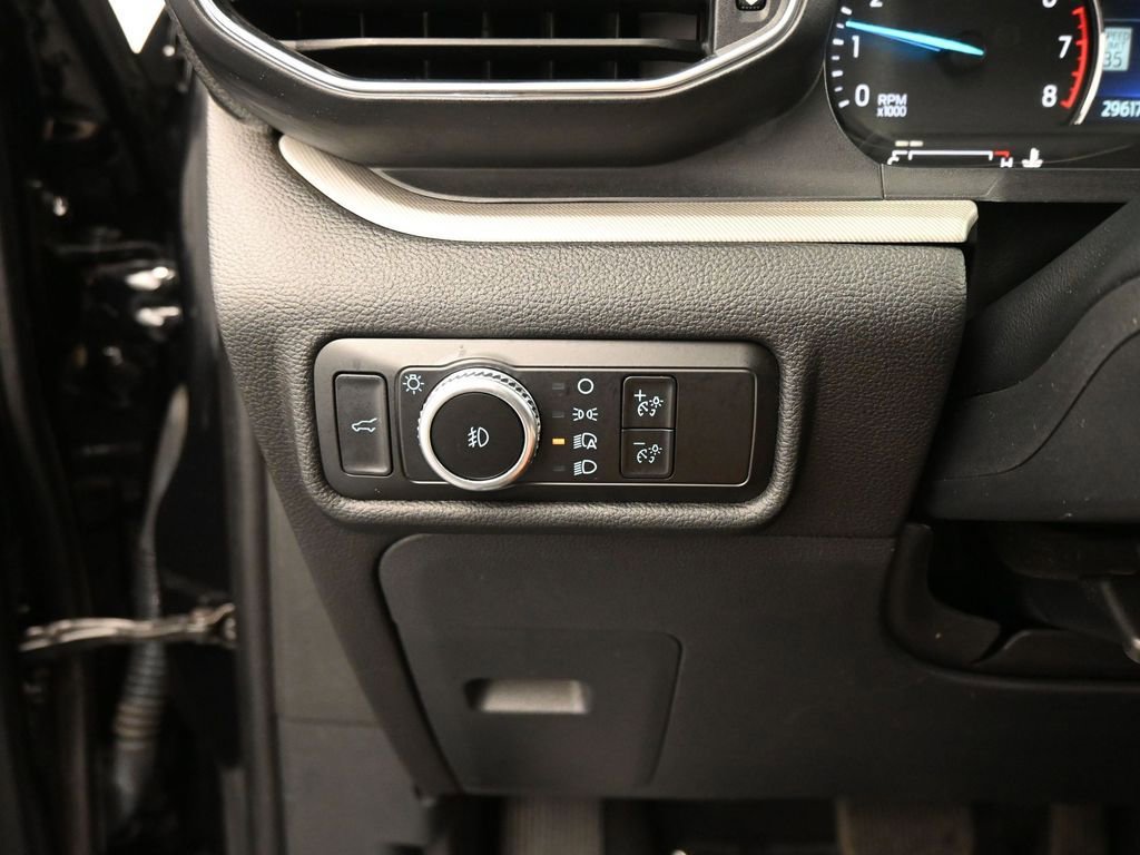 Certified 2023 Ford Explorer XLT w/ Equipment Group 202A image 14