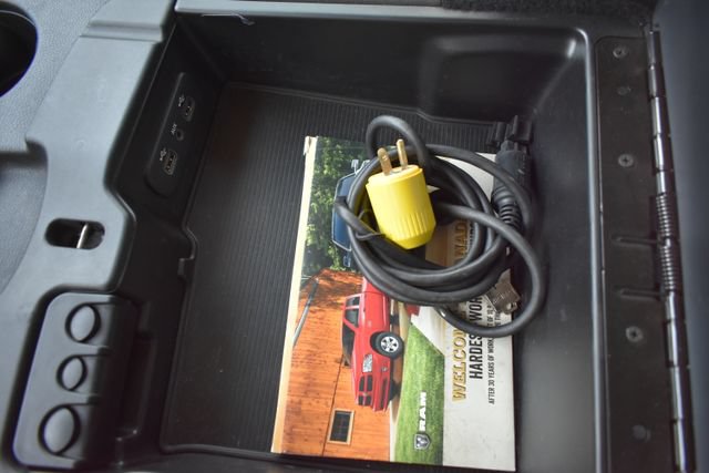 Used 2019 RAM 1500 Express w/ Wheel & Sound Group AWD/4WD image 29
