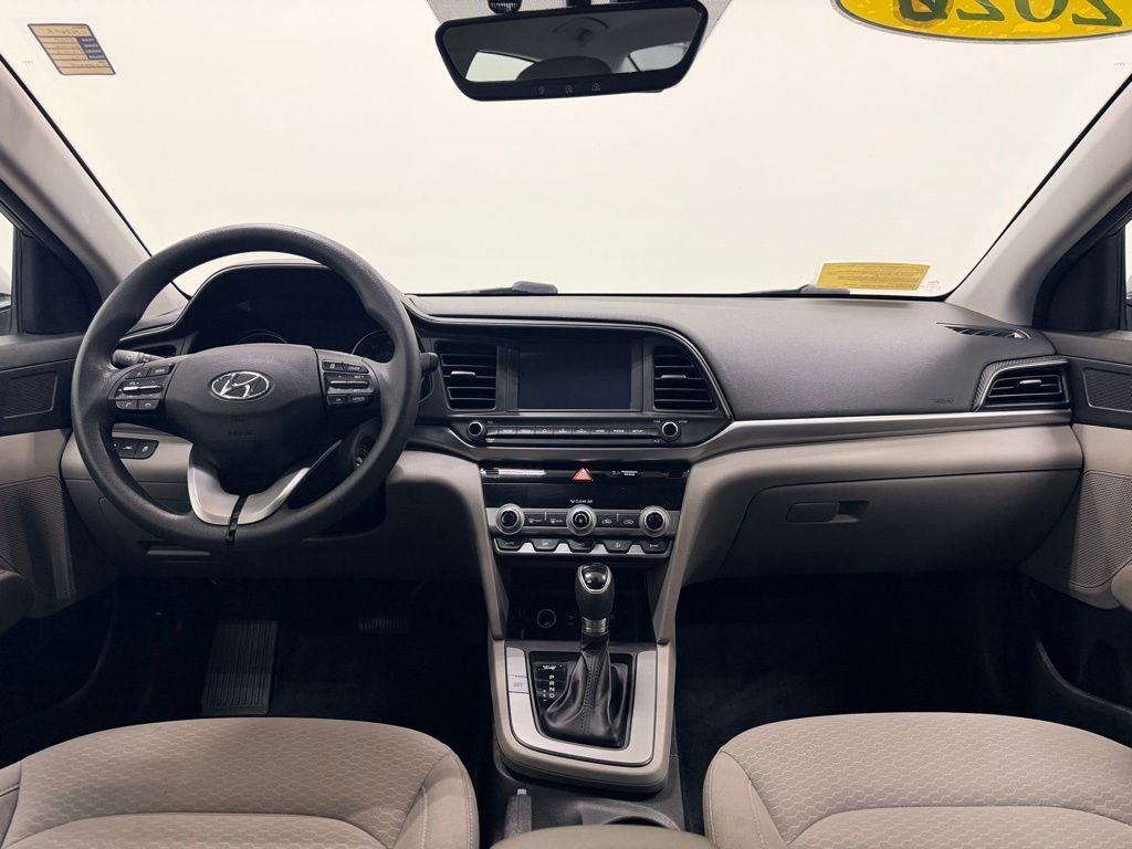 Used 2020 Hyundai Elantra SEL w/ Winter Weather Package FWD image 14